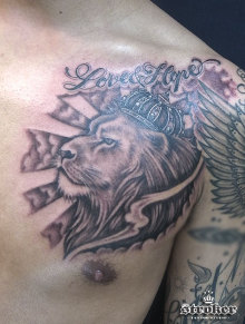 凛々しいライオン Stroker Tattoo