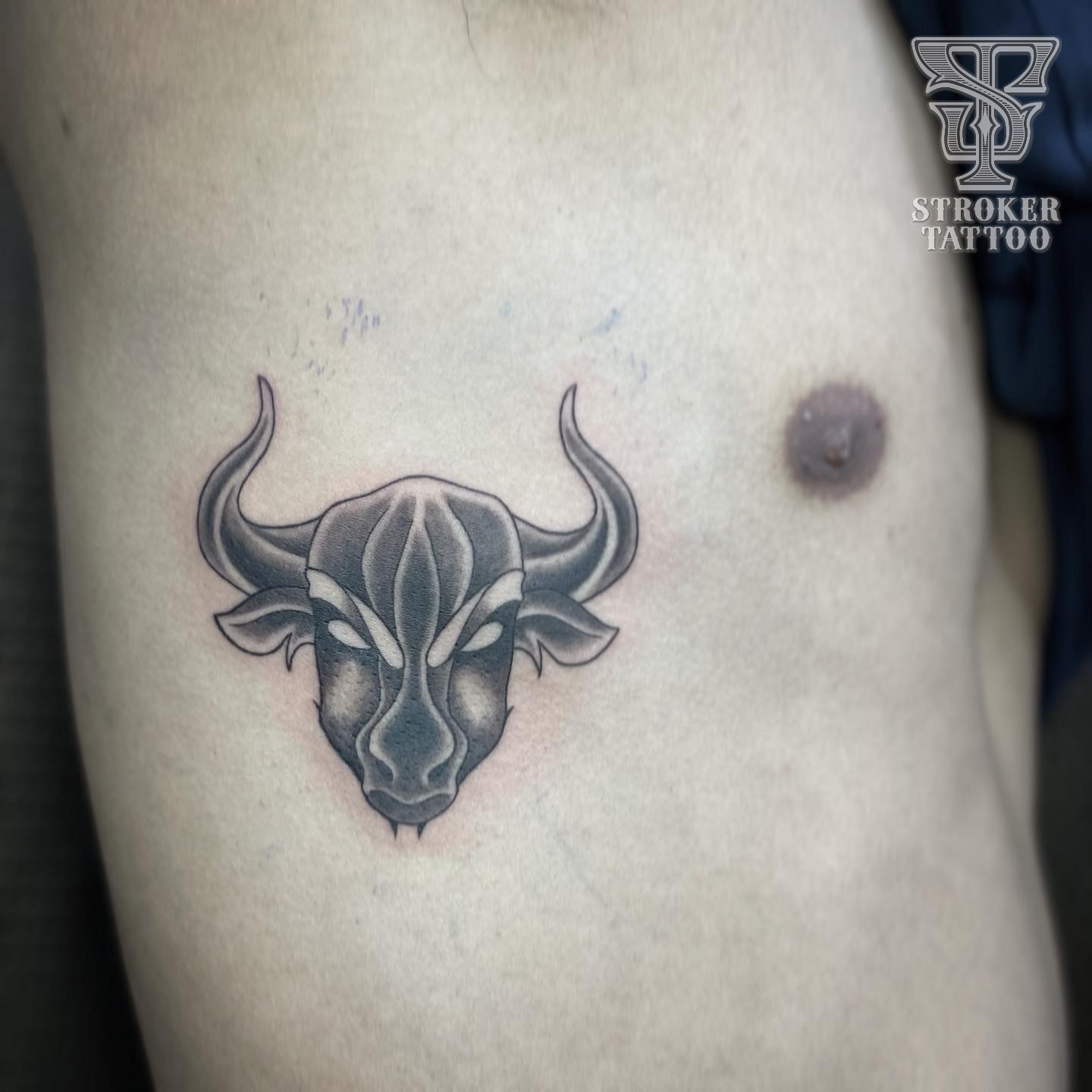 闘牛　タトゥー