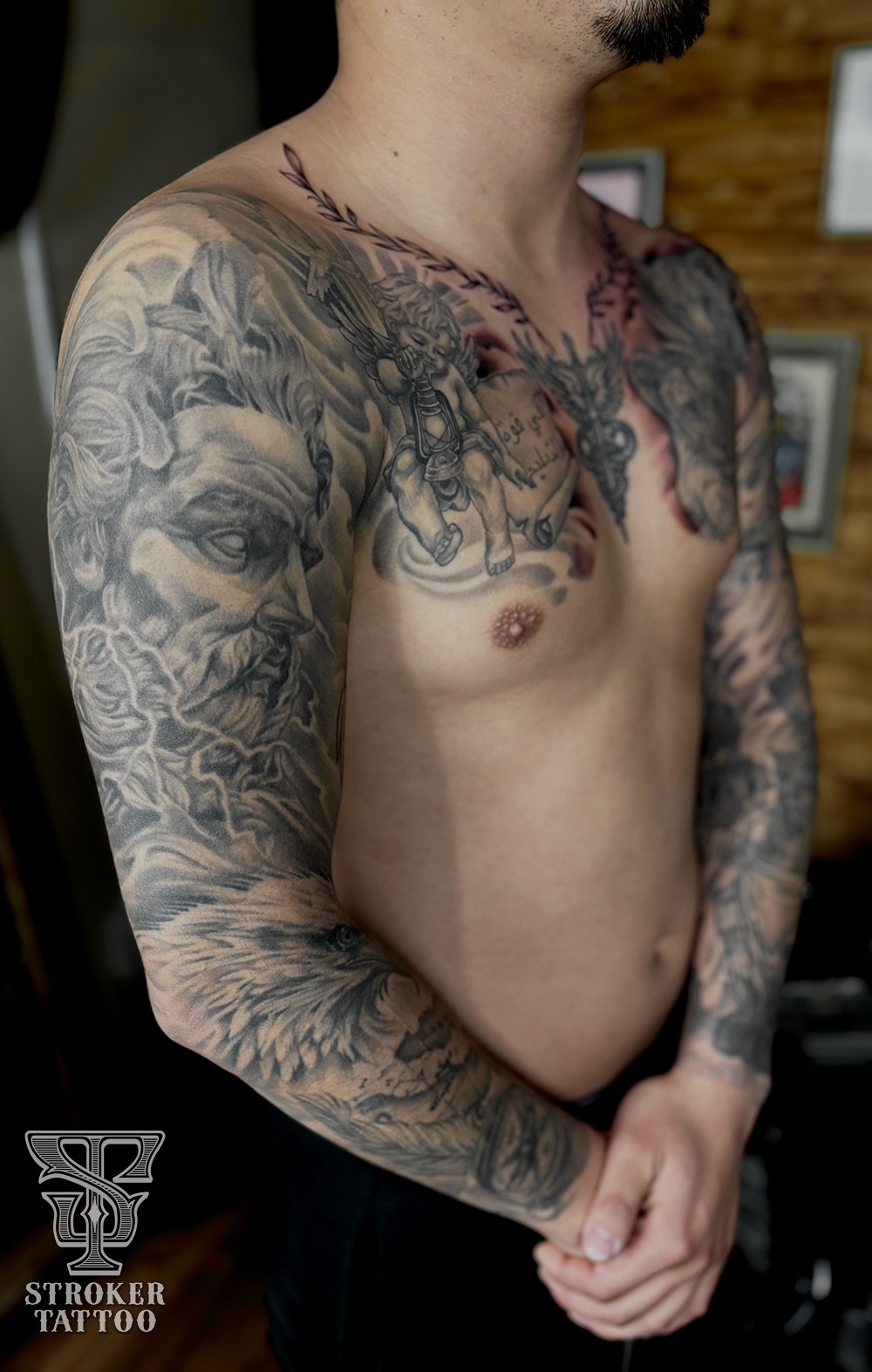 ゼウスの腕一本タトゥー